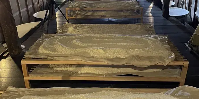 Handcrafted Production Method: 